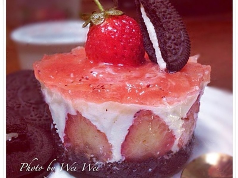 OREO饼干草莓乳酪蛋糕