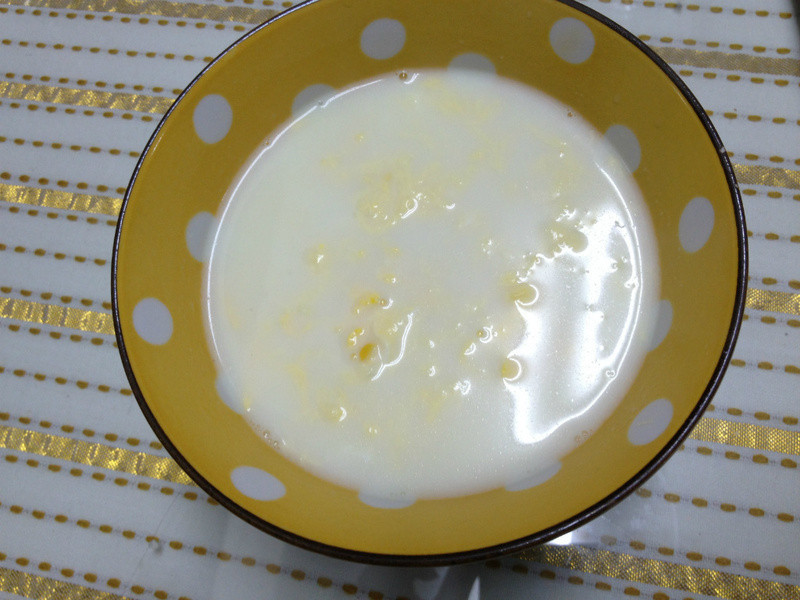 香喷喷牛奶玉米浓汤