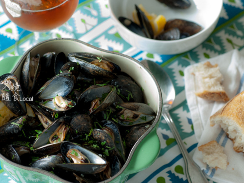 啤酒蒸淡菜 {Beer Steamed Mussels}