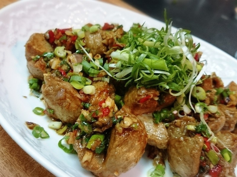 酱烧贡丸（贡丸也能这样煮）