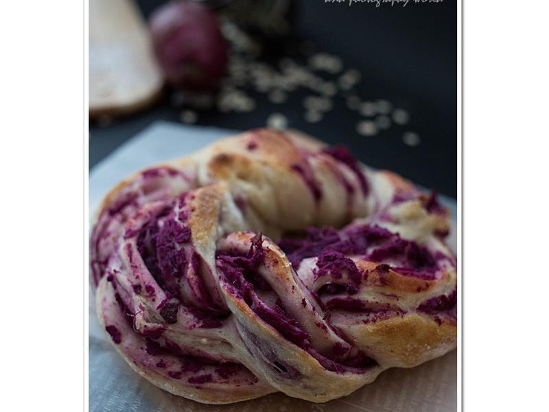 紫薯燕麦包