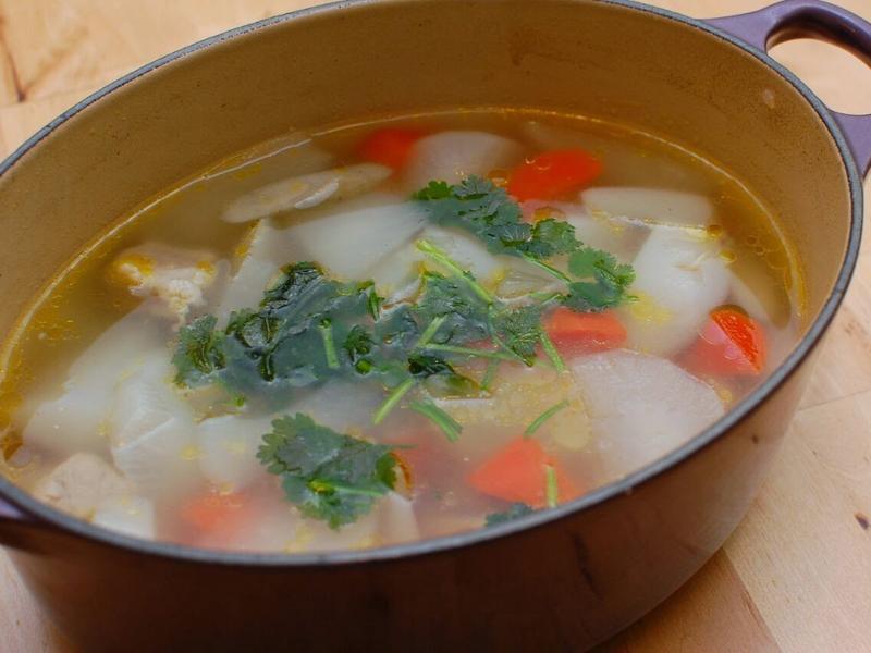  牛蒡萝卜排骨汤