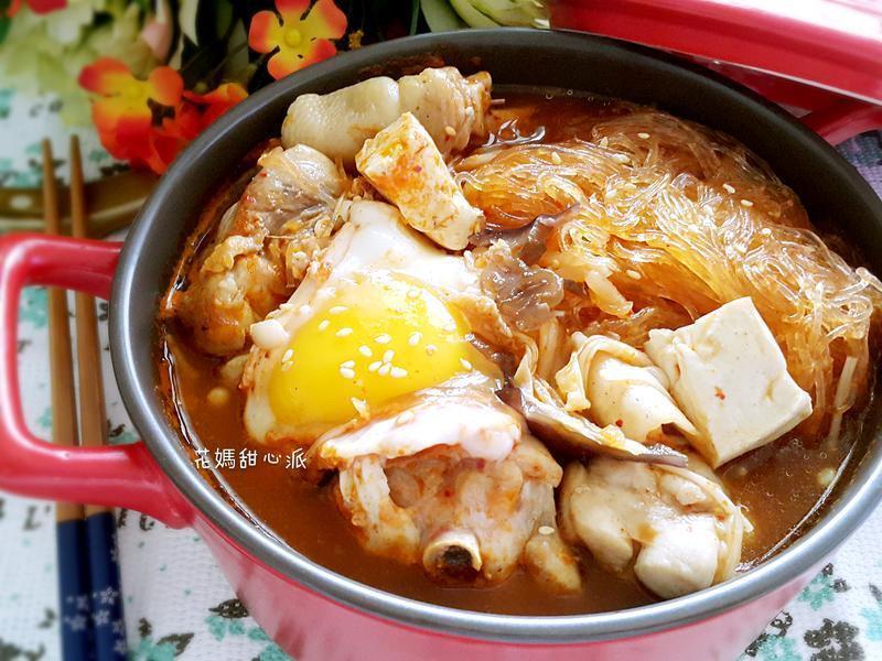 韩式泡菜豆腐冬粉煲