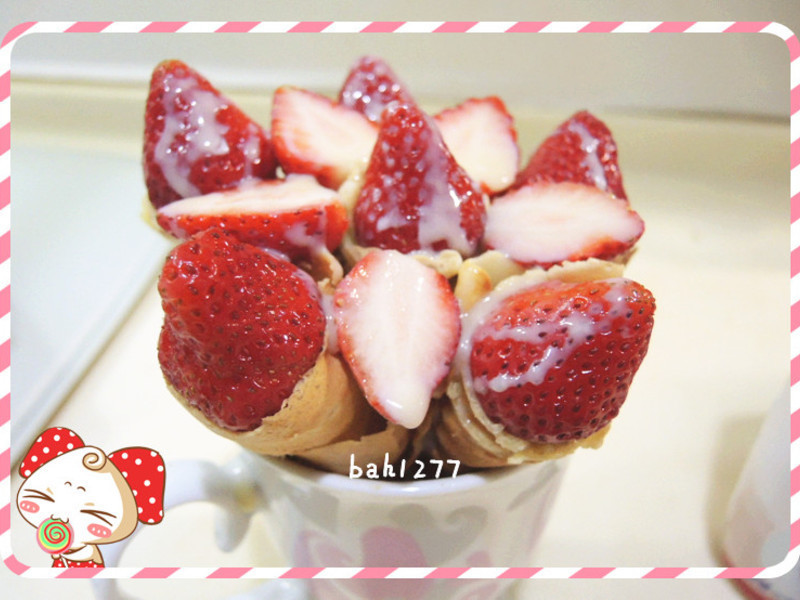 草莓炼乳可丽饼卷