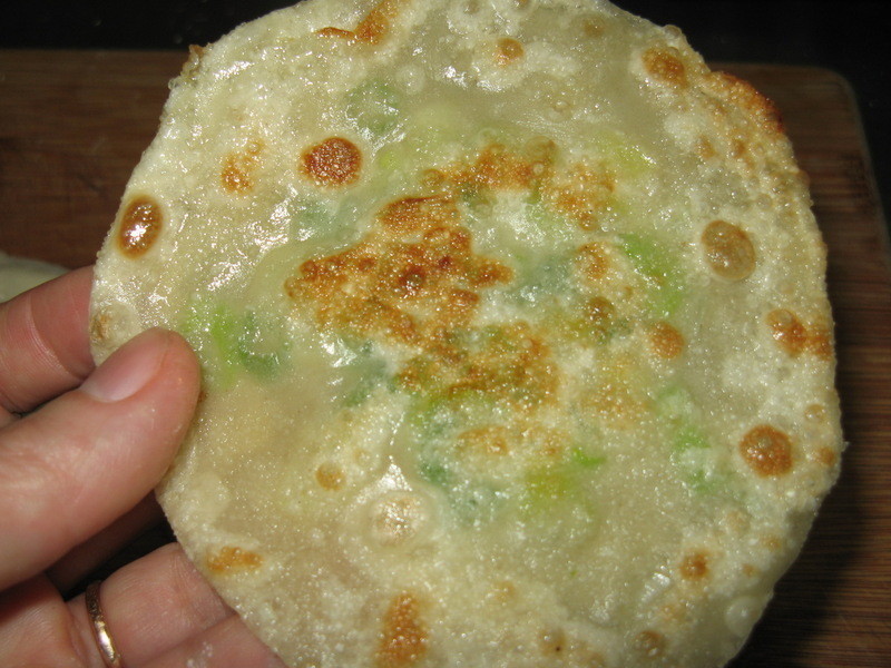 水饺皮的变化-葱油饼