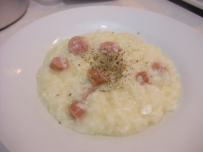 【小雨食堂】奶油香肠炖饭