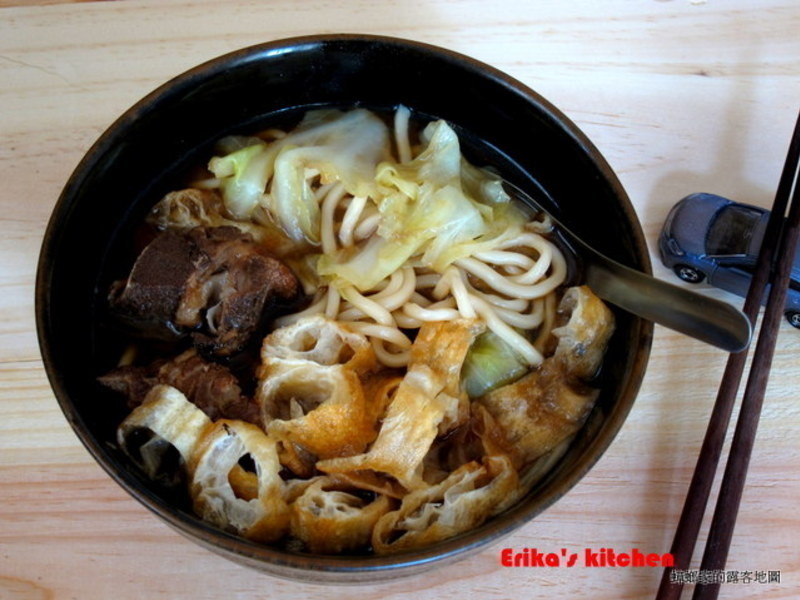 Erika's kitchen 肉骨茶面