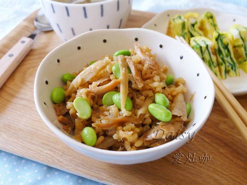 剩菜大变身~~鸡肉牛蒡炊饭