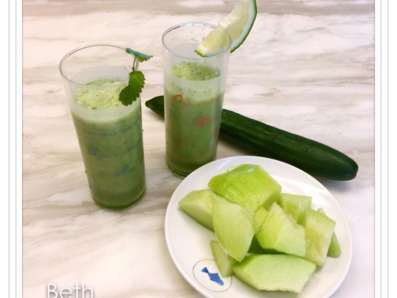 鲜绿蔬果汁 - 香瓜、小黄瓜、薄荷果汁