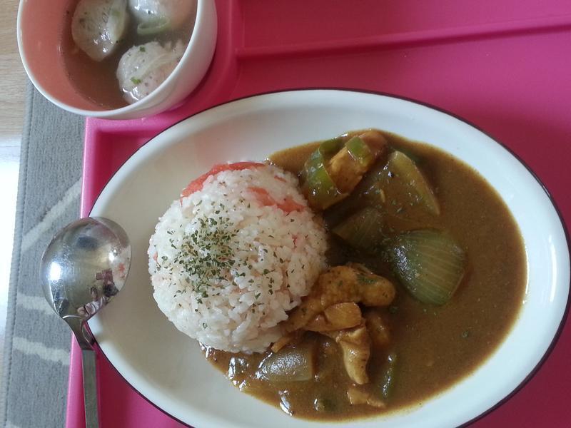 超上手! 整颗蕃茄饭+鸡肉咖哩