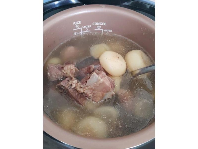 飞利浦微电锅荸荠排骨汤简单的食材补身鲜甜