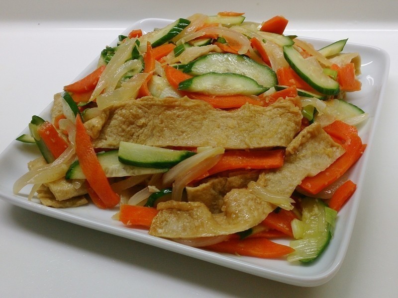 韩式蔬菜炒鱼板