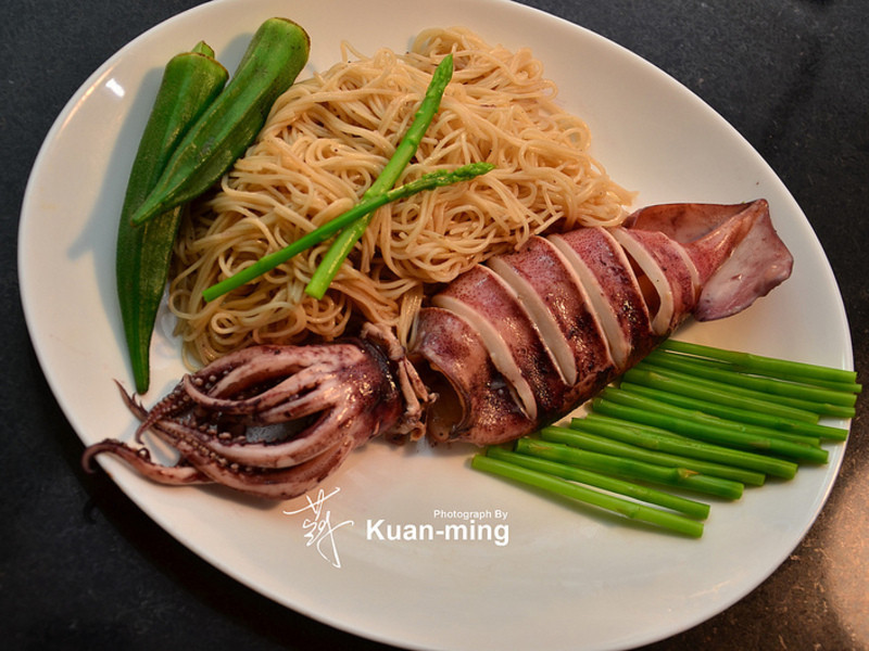 【差不多食谱】清烫鱿鱼面线 Squid Misua Noodles
