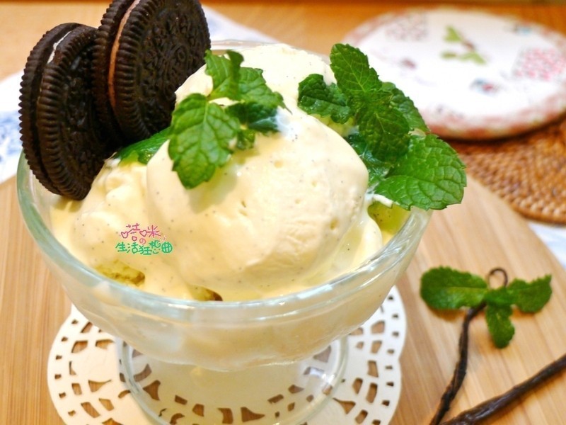 香草冰淇淋(免蛋黄免冰淇淋机)