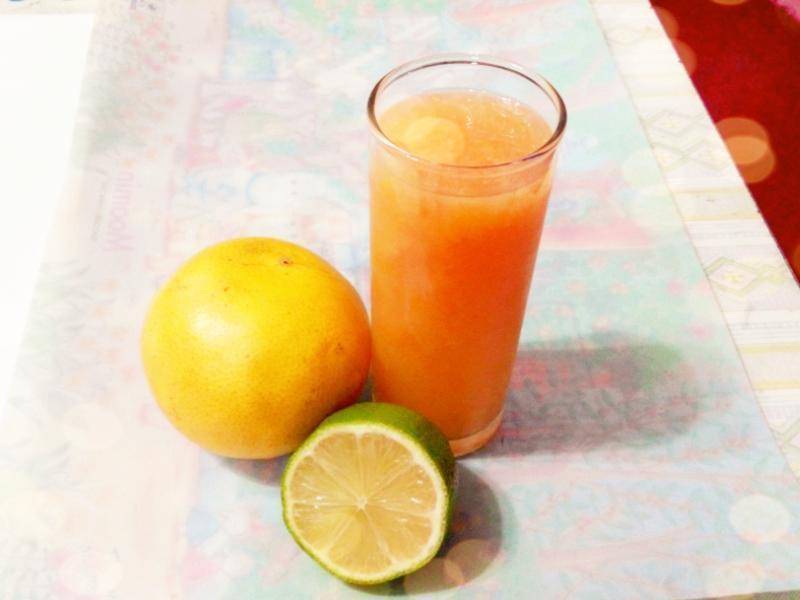 柠檬葡萄柚汁