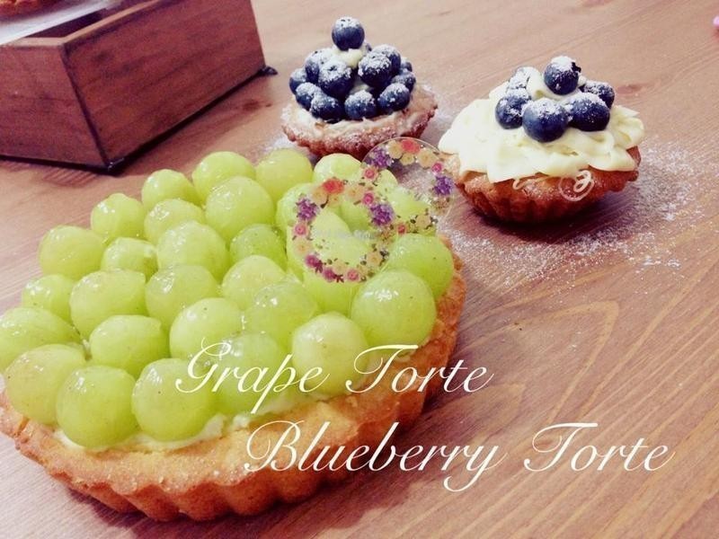 水果蛋糕 Grape & Blueberry Torte