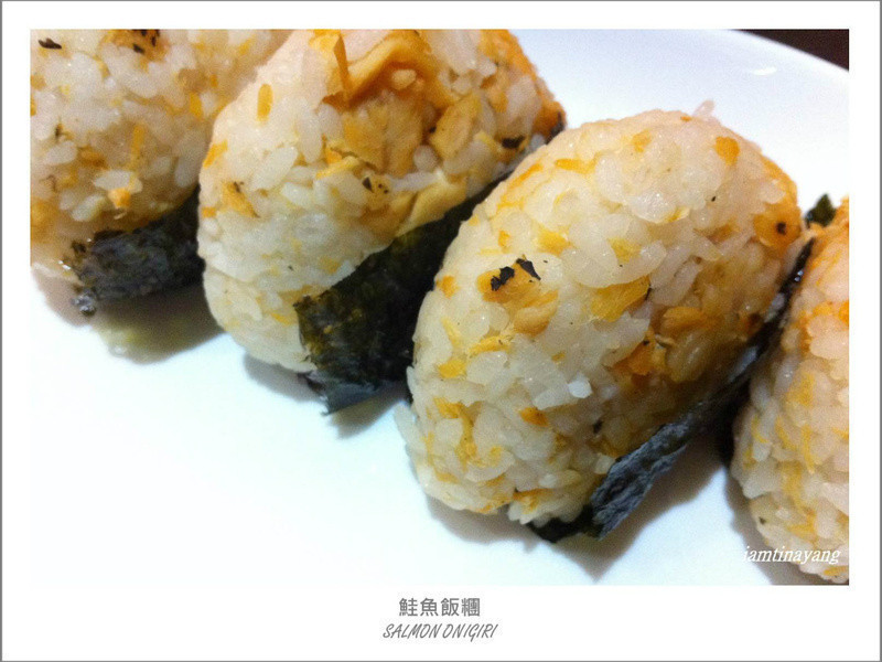 日式鲑鱼饭团