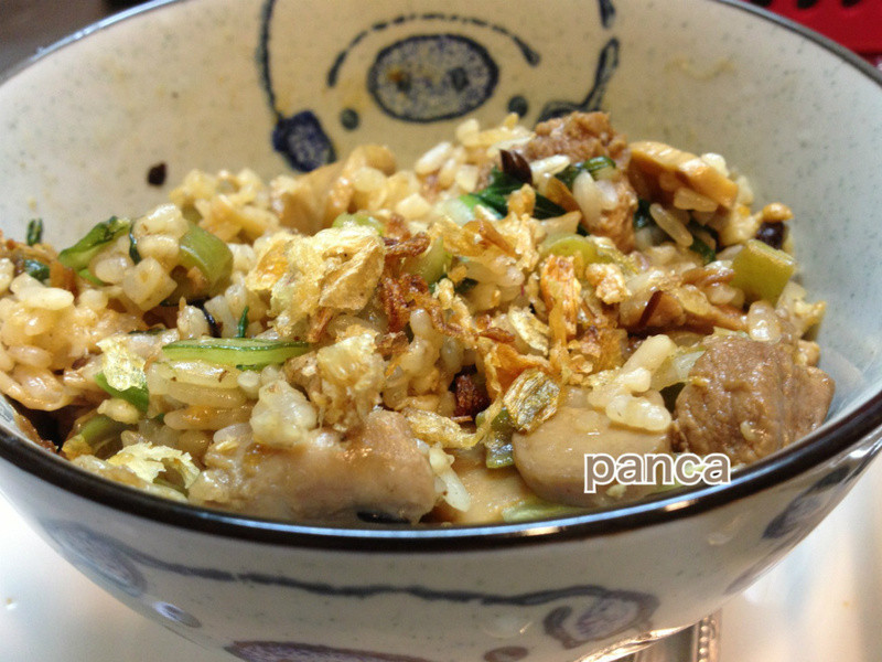 姜麻油鸡蓉炒饭【便当料理】。胖卡瘦不了食谱