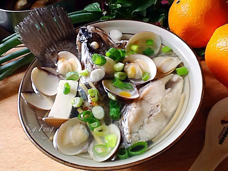 姜丝鲈鱼蛤蛎汤