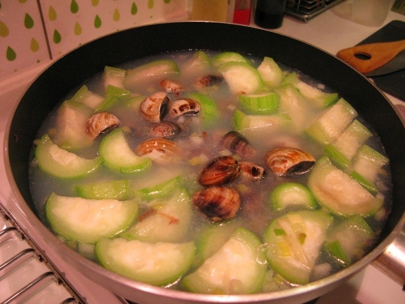 丝瓜蛤蛎汤
