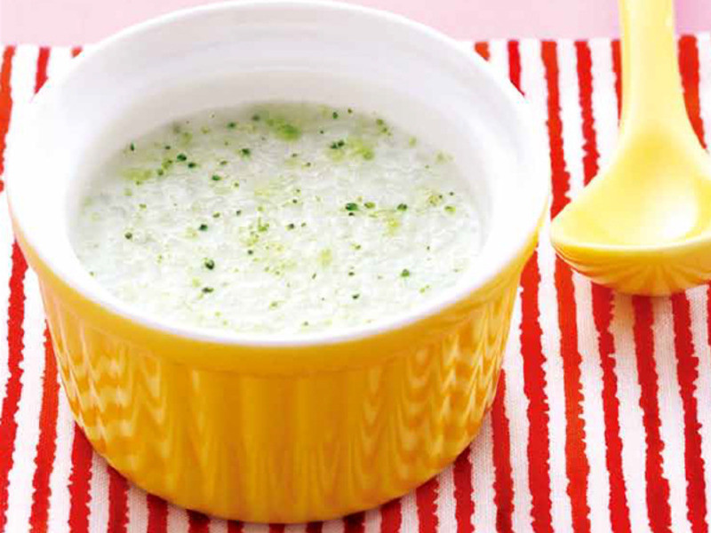 绿花椰菜牛奶粥