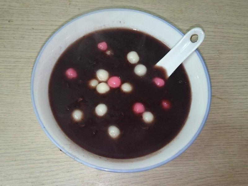 紫米红豆汤圆
