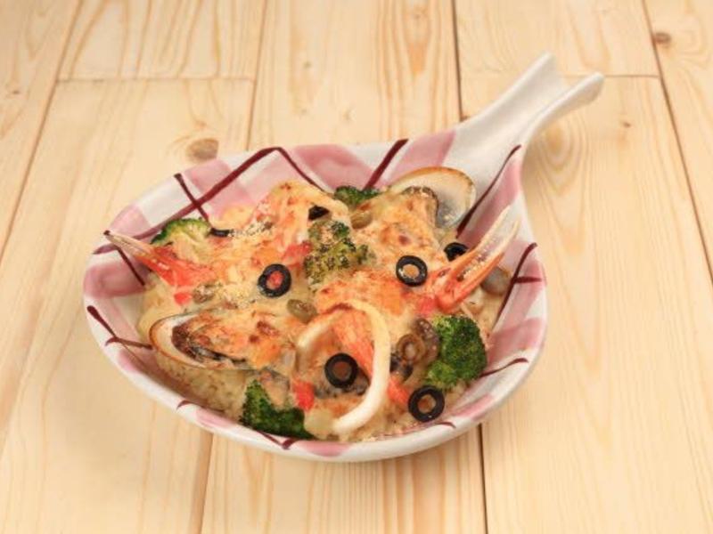 奶油海鲜焗饭佐法式芥末蘑菇酱