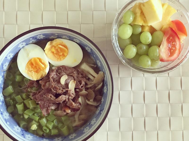 烧肉味噌鸡丝面