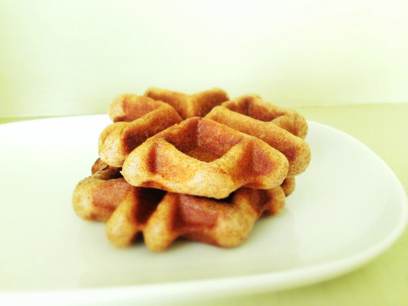 斯佩尔特肉桂卷 & 肉桂松饼 Spelt Cinnamon Roll & Waffle