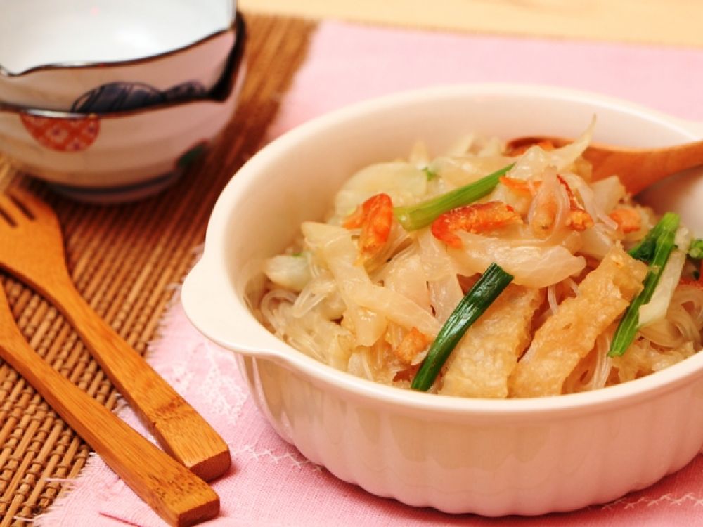 白萝卜虾米焖米粉