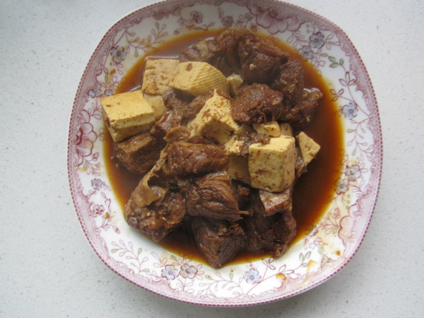 牛肉炖豆腐