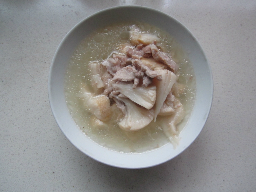 猴头菇瘦肉汤
