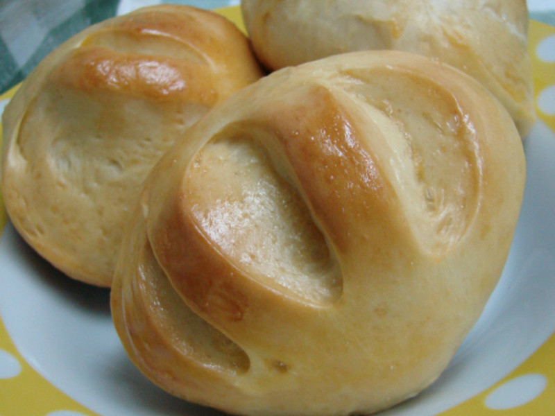 菲律宾面包的做法 菲律宾面包怎么做 菲律宾面包的家常做法 心食谱