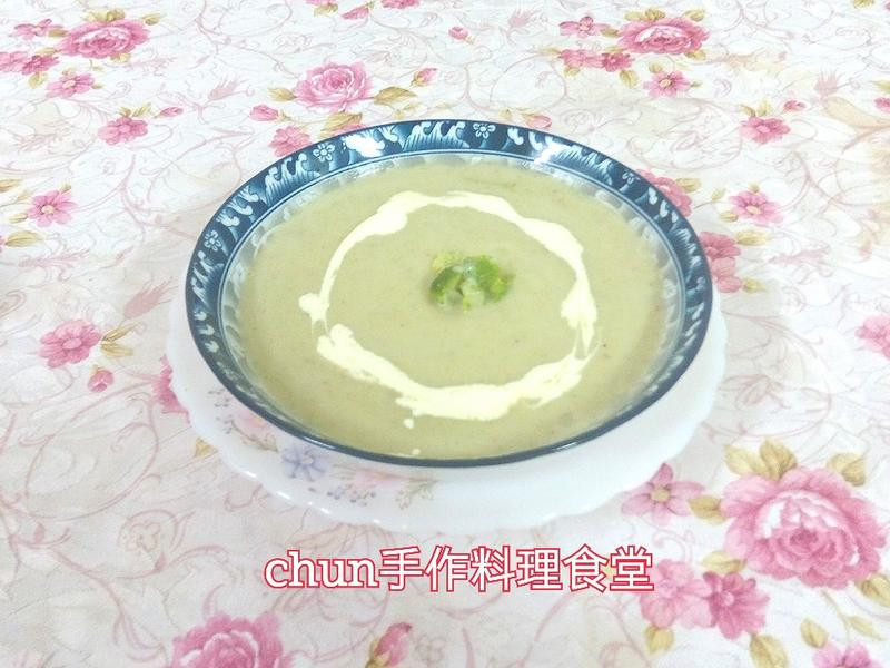 青花洋菇浓汤