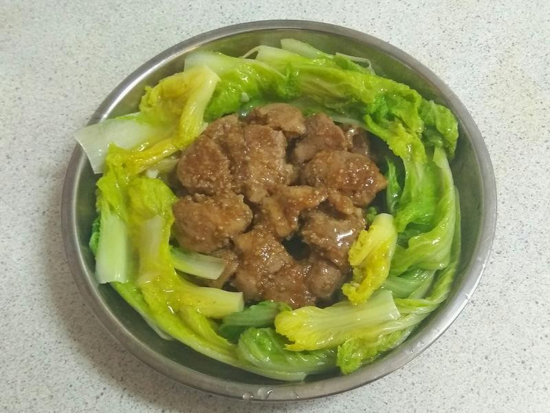 娃娃菜粉蒸肉