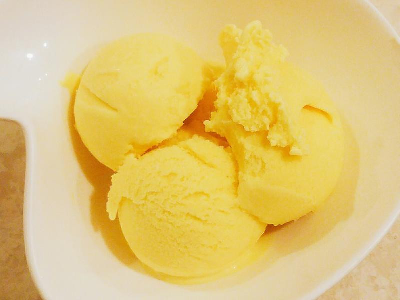 芒果乳酪冰淇淋