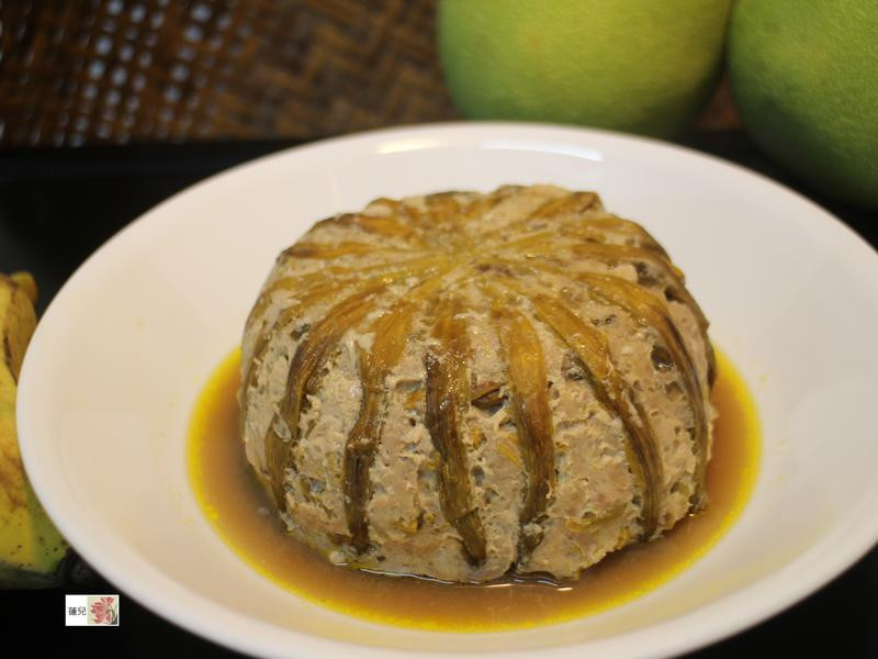 金针花蒸肉饼