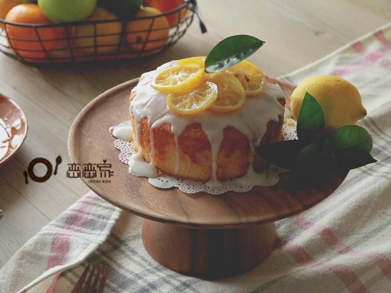 柠檬杏仁糖霜蛋糕