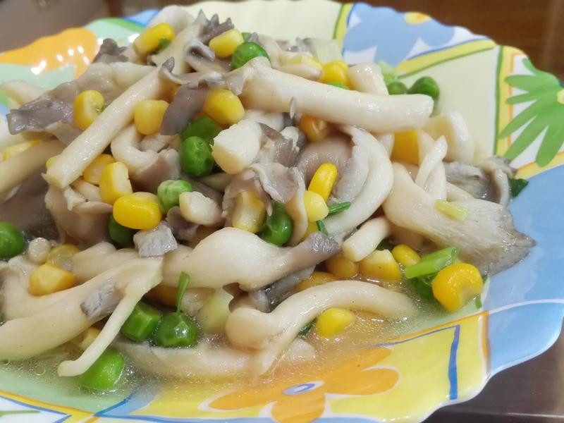 玉米青豆炒珍菇
