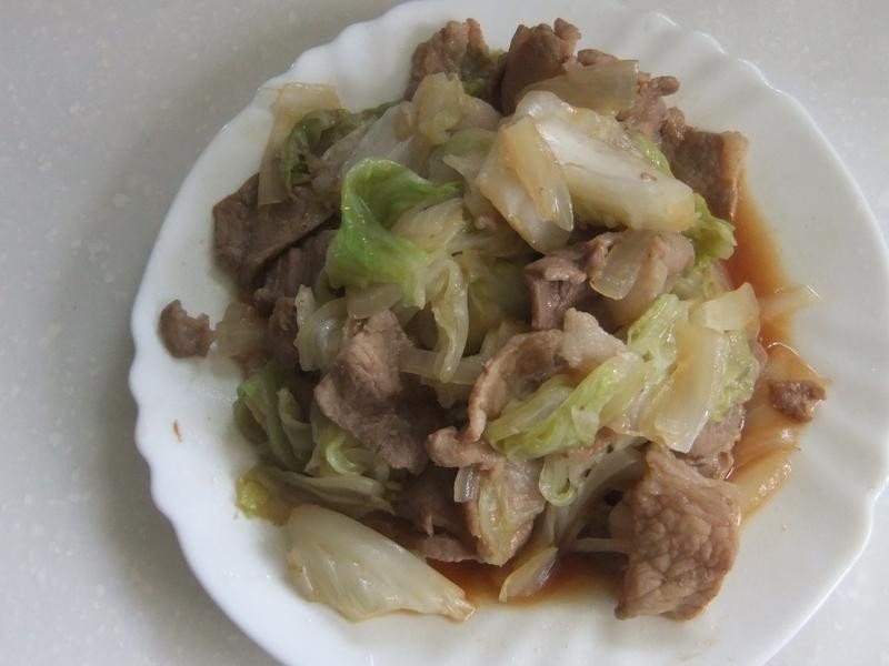 清炒猪肉高丽菜