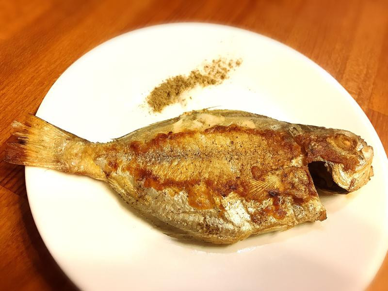 煎肉质鱼