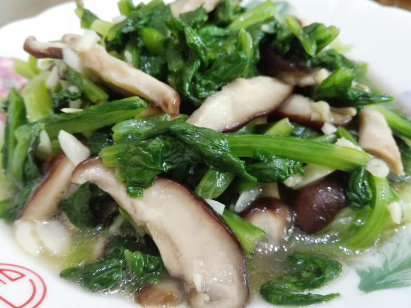 鲜香菇炒A菜