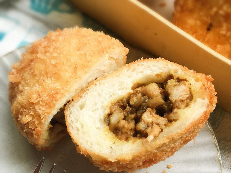 日式菇菇咖哩炸面包