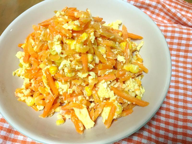 红萝卜玉米炒蛋