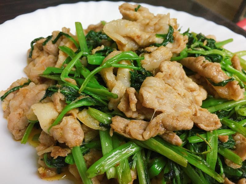 沙茶猪肉炒空心菜