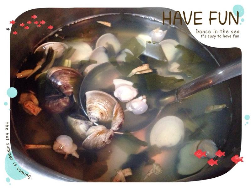 姜丝海带芽蛤仔汤