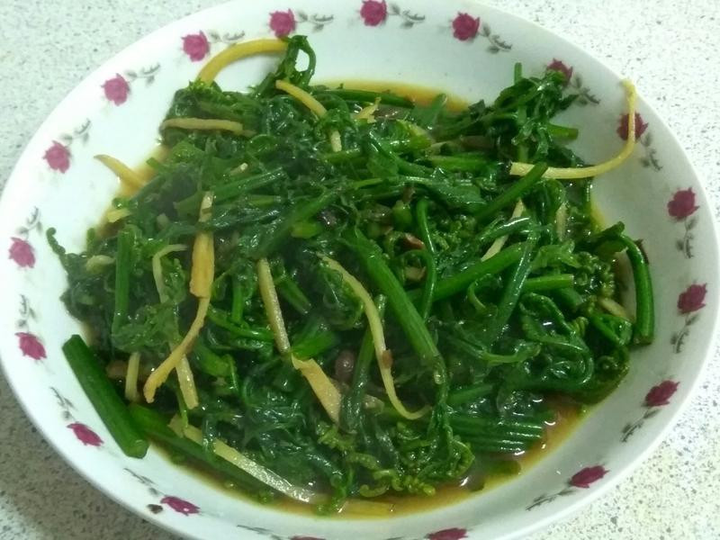 清炒野菜过猫