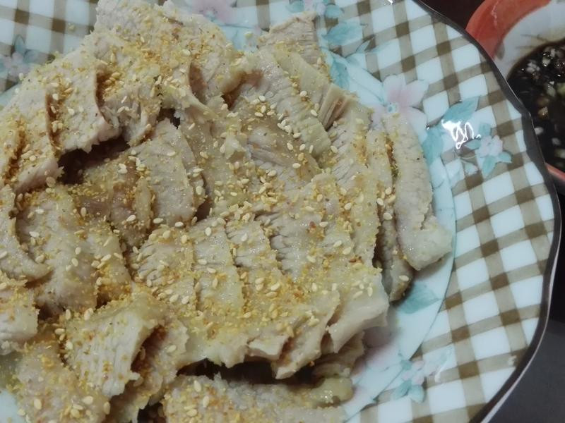 蒜香松阪猪肉
