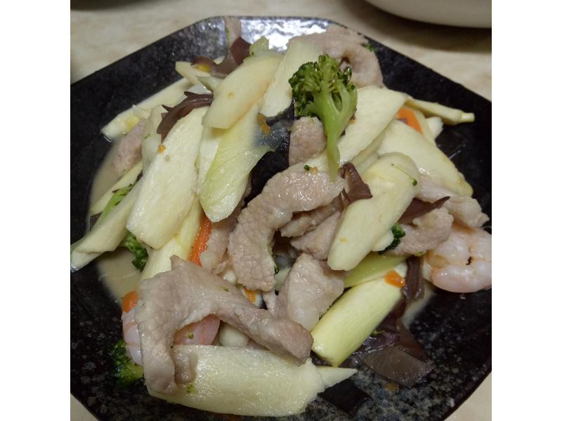 虾仁肉丝炒筊白笋