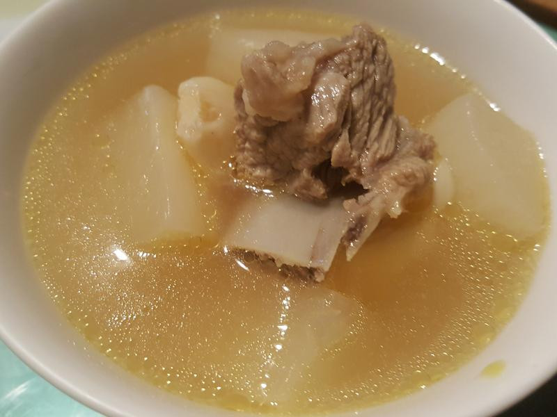 鲜甜新加坡肉骨茶排骨汤
